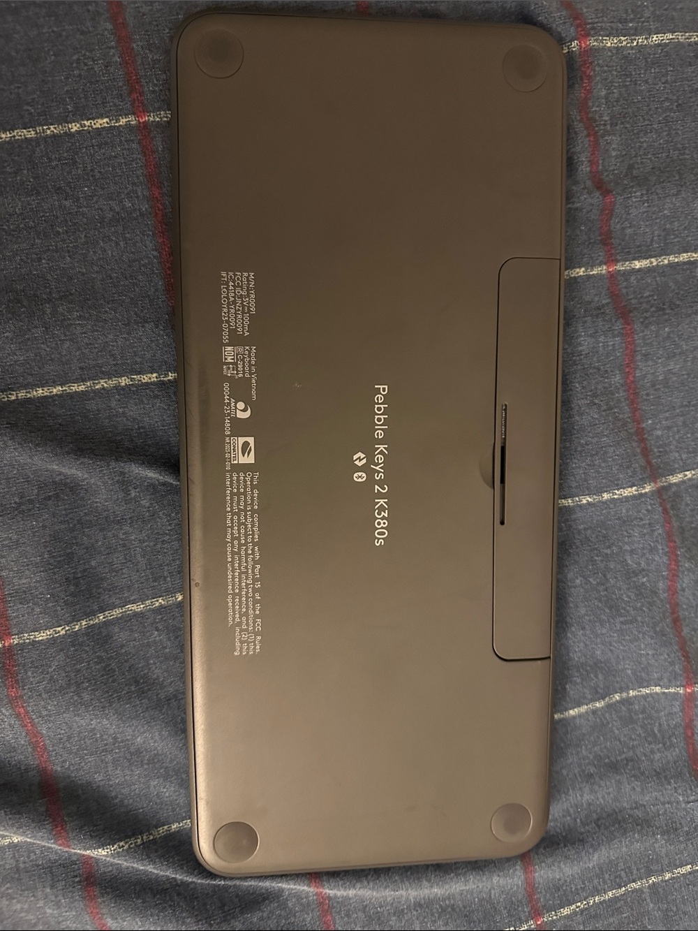 Logitech Wireless Compact Keyboard - Picture 2 of 2
